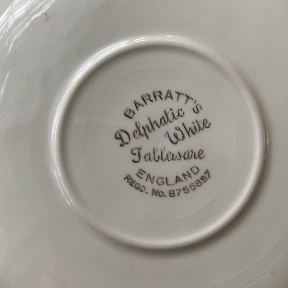 Vintage |4 Barratt's Delphatic White Tableware saucer Only plates England - Picture 4 of 5